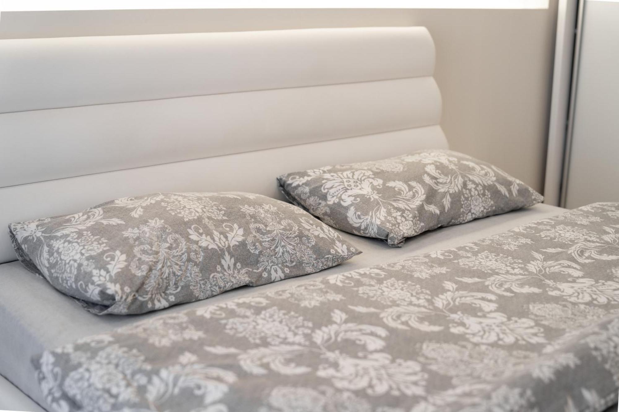 Tourist Grand Ismail Apartments Кишинев Екстериор снимка